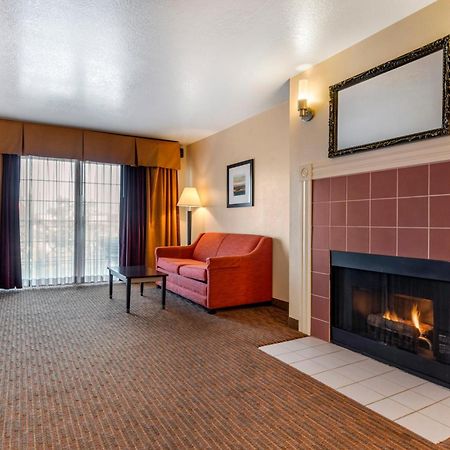 Best Western Luxury Inn Tracy Luaran gambar
