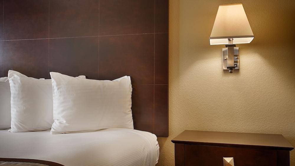 Best Western Luxury Inn Tracy Luaran gambar