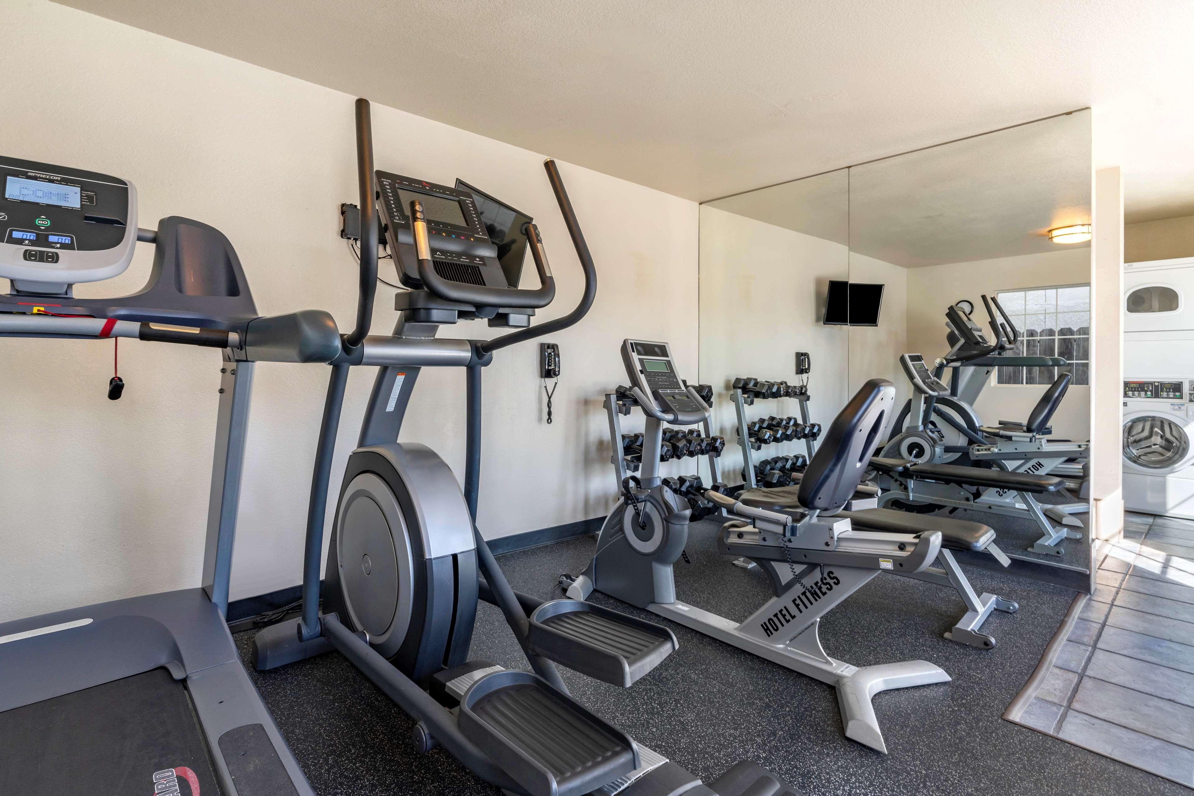 Best Western Luxury Inn Tracy Luaran gambar