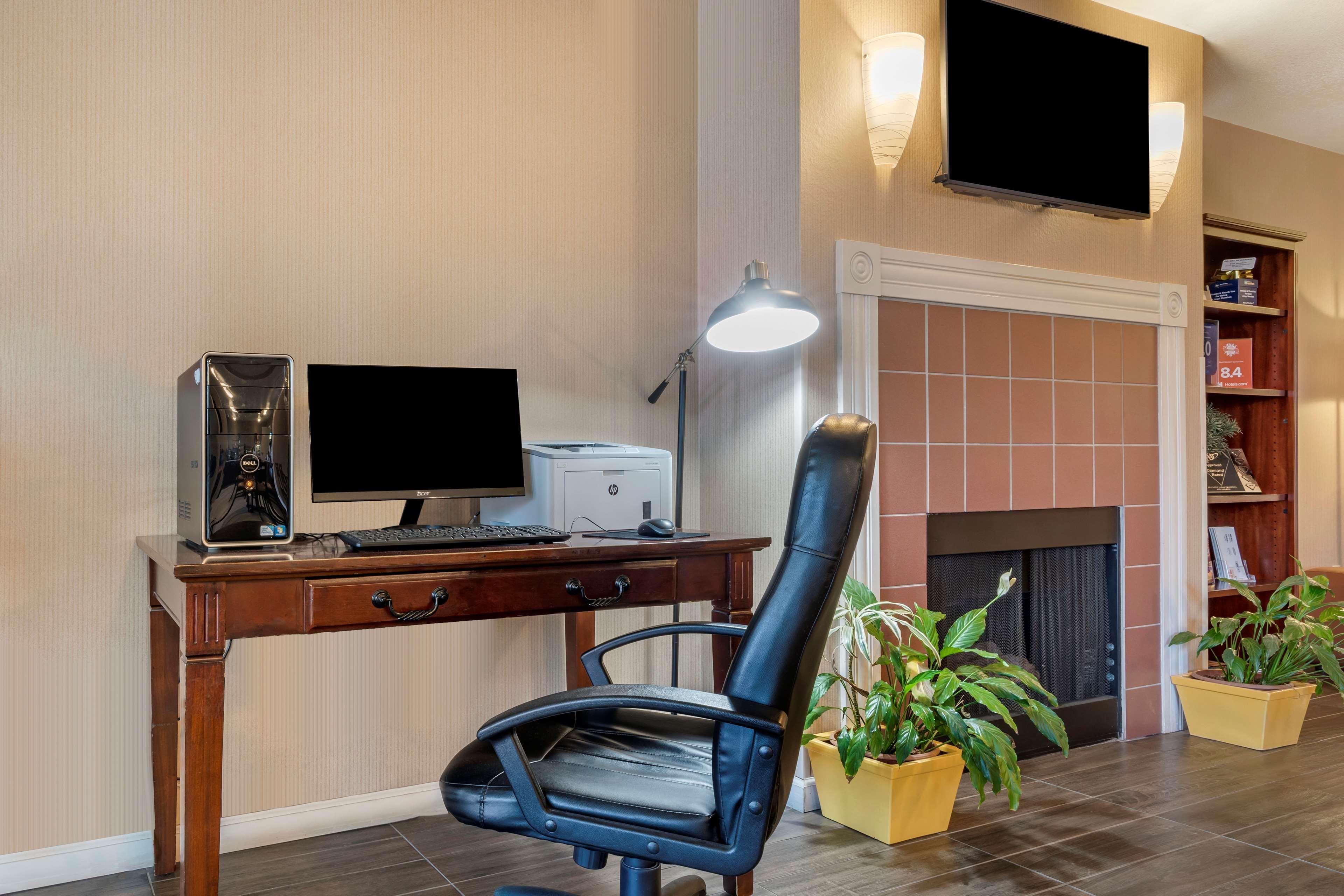 Best Western Luxury Inn Tracy Luaran gambar